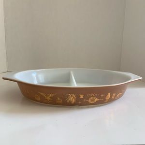 Vintage Pyrex Early American Divided Dish 1.5 Qt